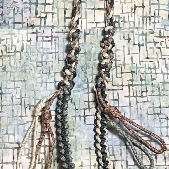 Paracord Hunting Call Lanyard - Picture 5 of 7